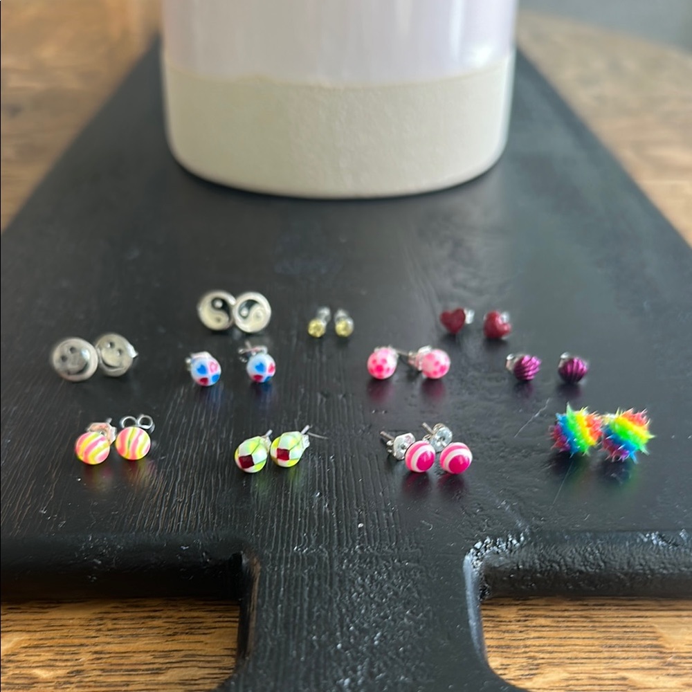3/$15 Earrings Bundle Colorful 11 pair w/ backs